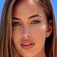 Laetitiatribaldos Nude